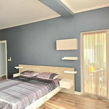 Apartmán Sunny - 215 *